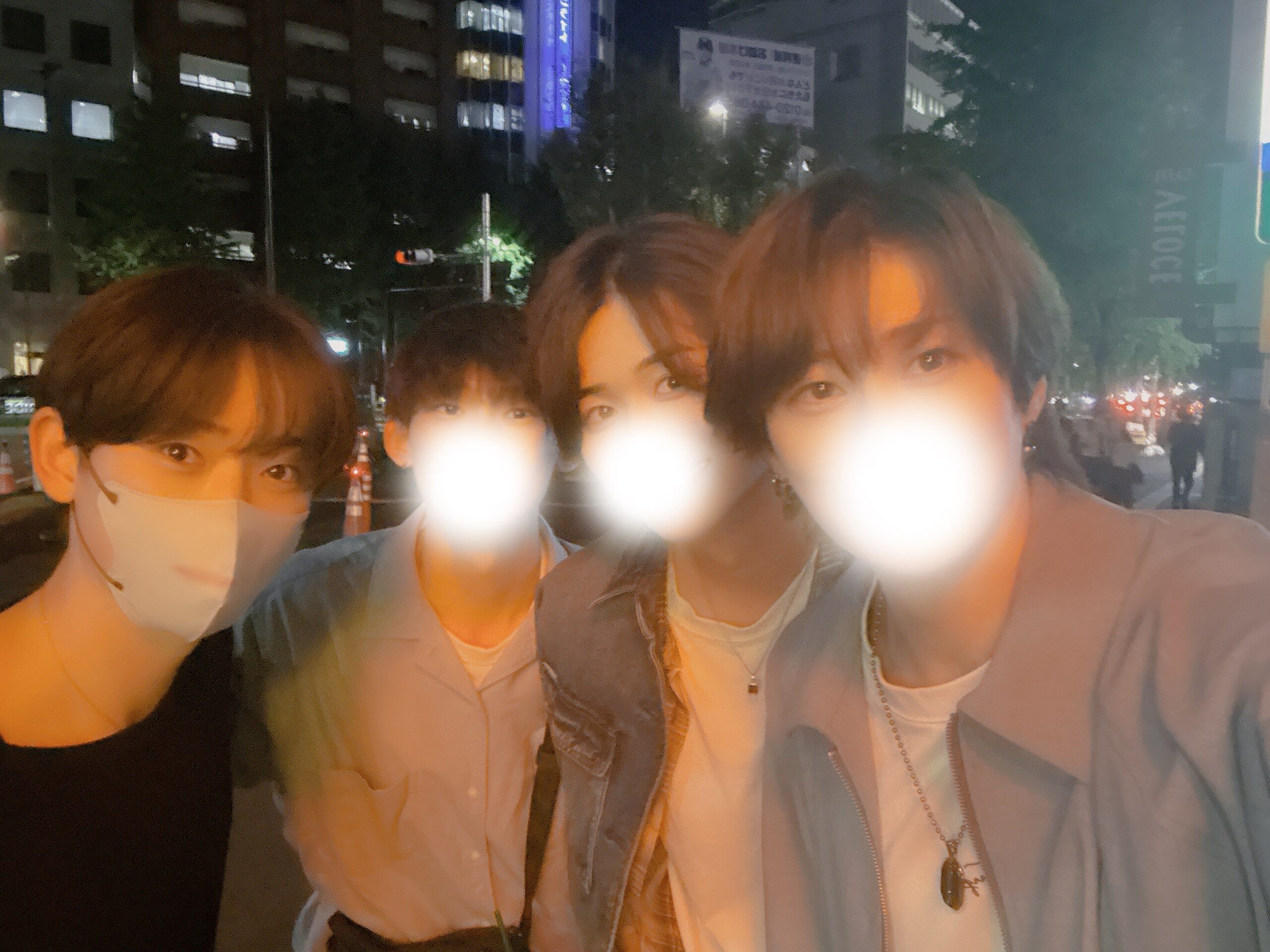 【地を這う男】